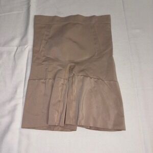 SPANX Shapewear Shorts Womens Beige High Waist Tummy Control Smooth Fit Small